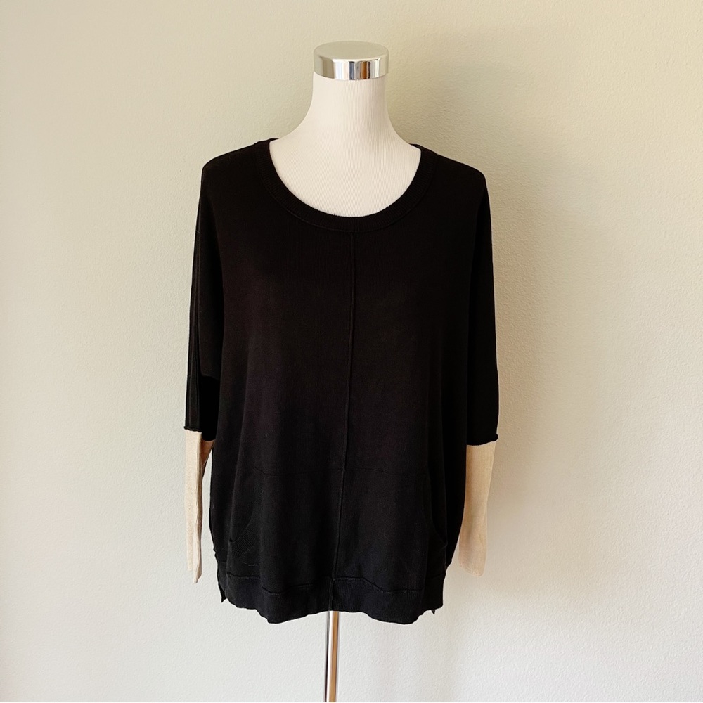 Vertical Design Black/Tan Combo Oversize Sweater Size S